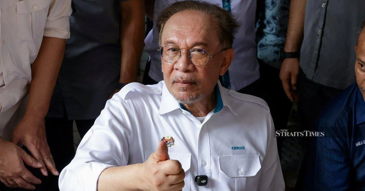 Anwar Ibrahim tops latest Merdeka Centre popularity survey as Zahid Hamidi lags