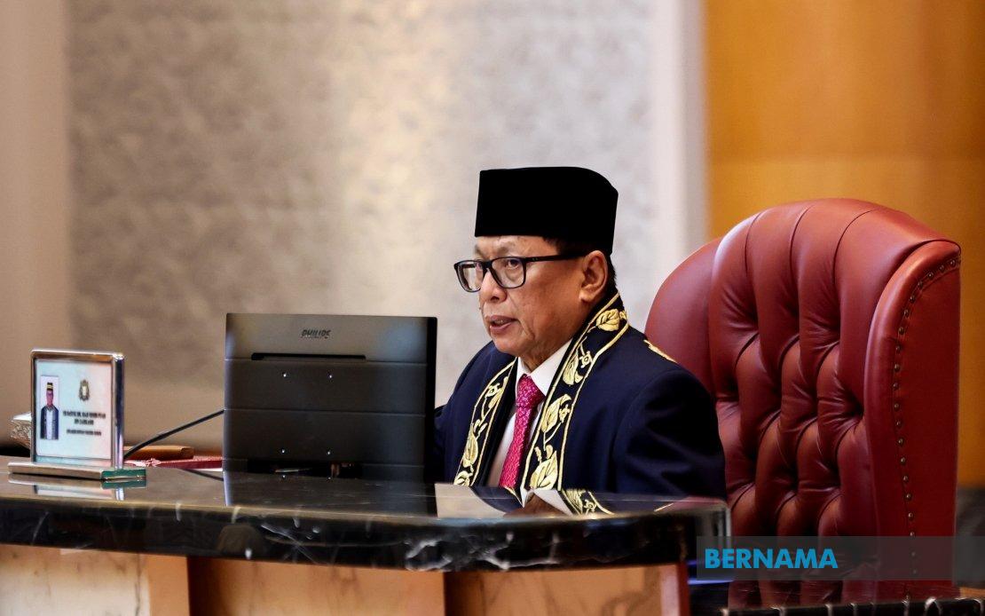 Johor Speaker Mohd Puad Steps Down from Rengit Seat, Citing Age