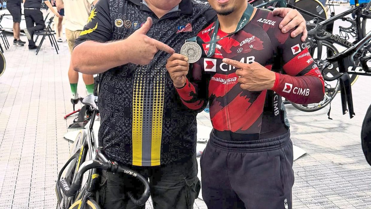 Azizul Prepared for Fallout After Defending Beasley