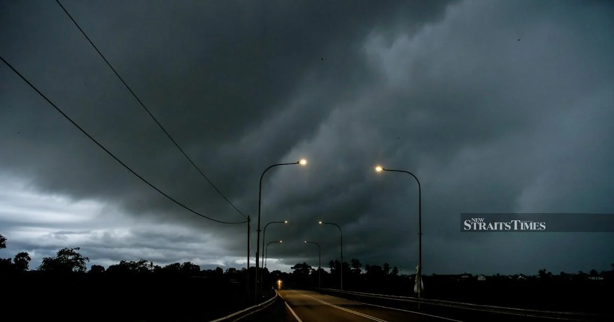 Severe weather alert issued across 12 regions as Malaysia braces for thunderstorms and heavy downpours