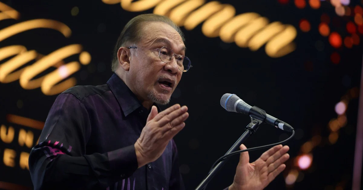 Malaysia's Economic Future Anchored in High Tech, Semiconductors and AI, Says Anwar