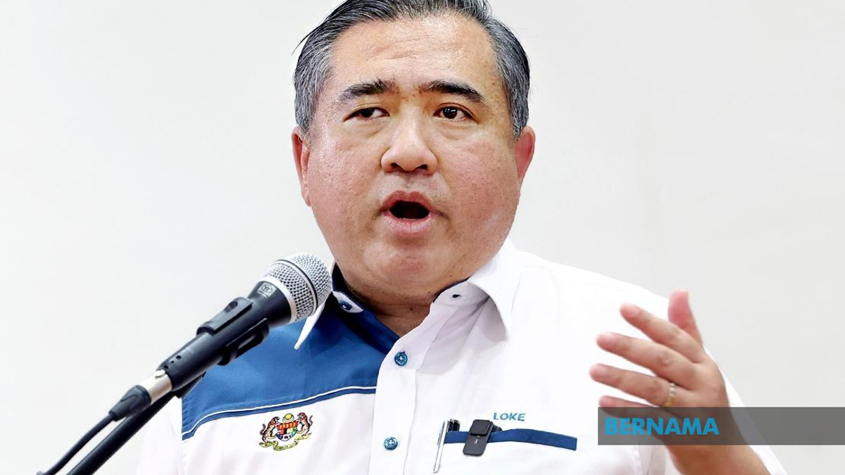 Southern Shuttle to Switch from Diesel to New EMU Trains Once Ready, Says Loke