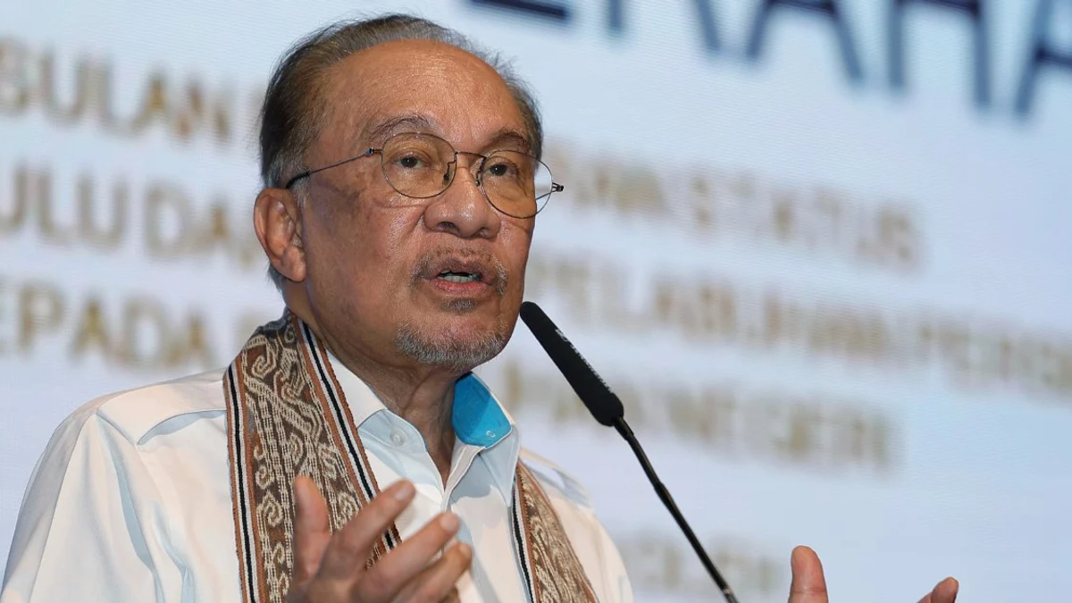 Petronas-Petros Talks Advance as Malaysia Seeks Resolution on Oil Earnings Dispute