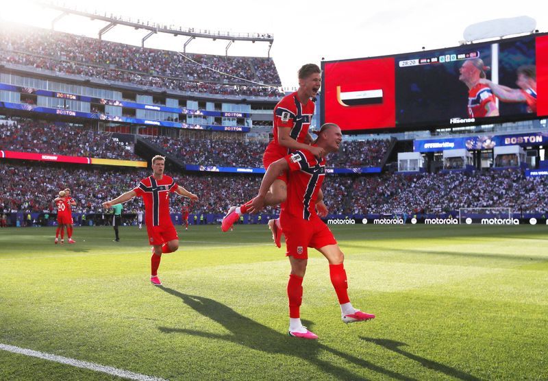 Haaland announces World Cup arrival with double as Norway overwhelm Iraq