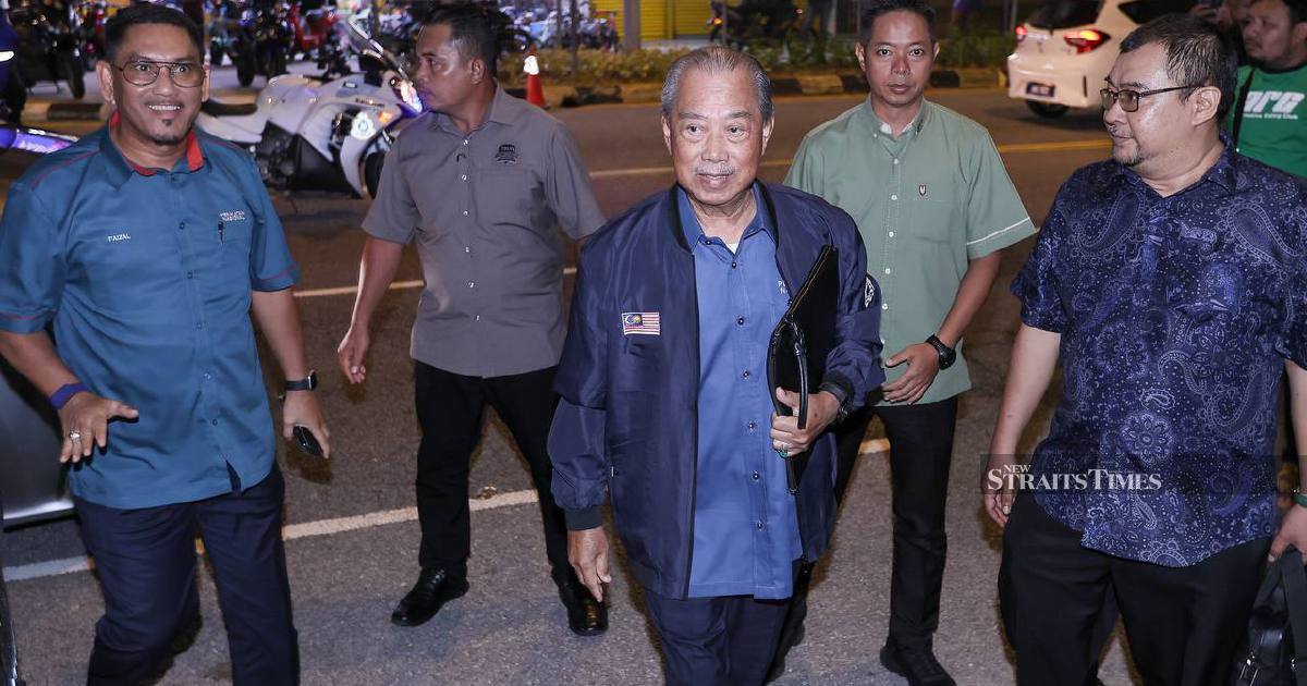 Perikatan Nasional Calls Emergency Supreme Council Meeting as Coalition Faces Critical Juncture