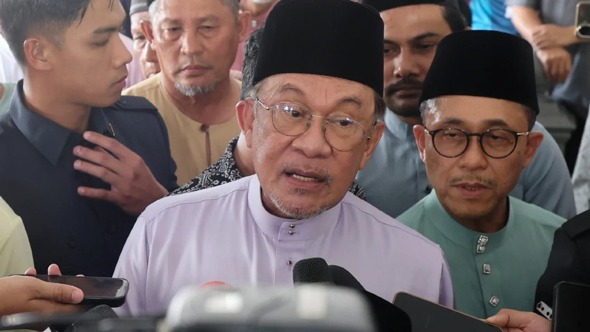 Strengthening Syariah Courts Won't Compromise Non-Muslim Rights, Anwar Says