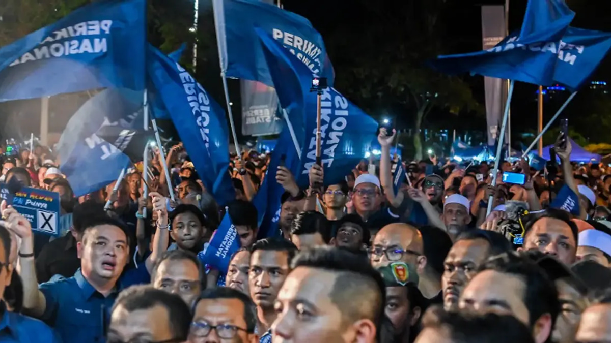 PN coalition faces unraveling as PAS-Bersatu tensions escalate into 'guerrilla war', warns analyst