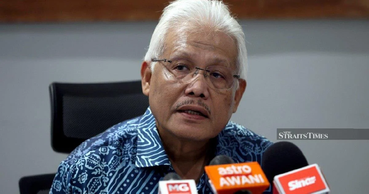 Hamzah Zainudin's New Party Eyes Role Mediating Pas-Umno Tensions
