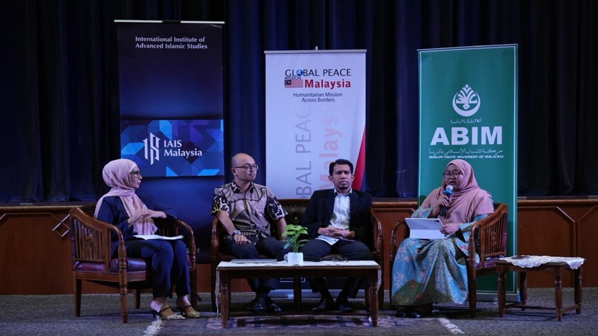 Malaysian Conference Adopts 10-Point Plan to Address Refugee Challenges with Balance and Facts