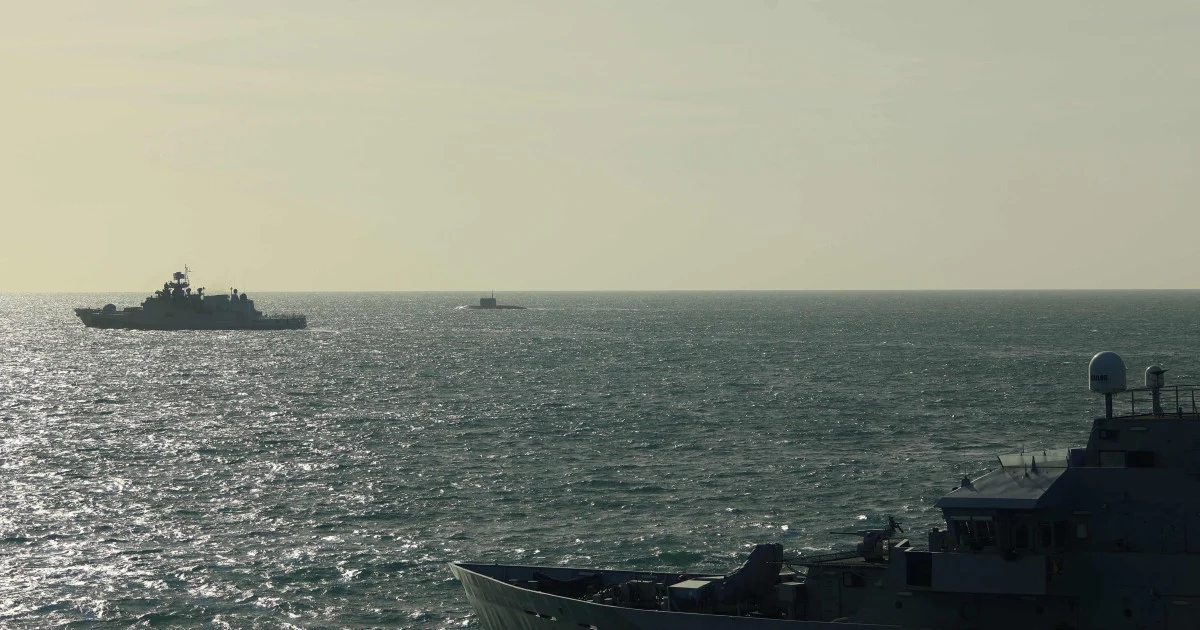 UK PM Defends Response to Russian Warship Incident, Stops Short of Escalation