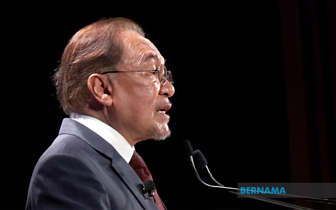 Anwar's Turkmenistan Visit Packed with Trade and Diplomatic Negotiations