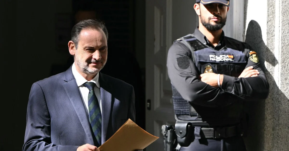 Spanish PM's Former Transport Minister Jailed for 24 Years Over Corruption