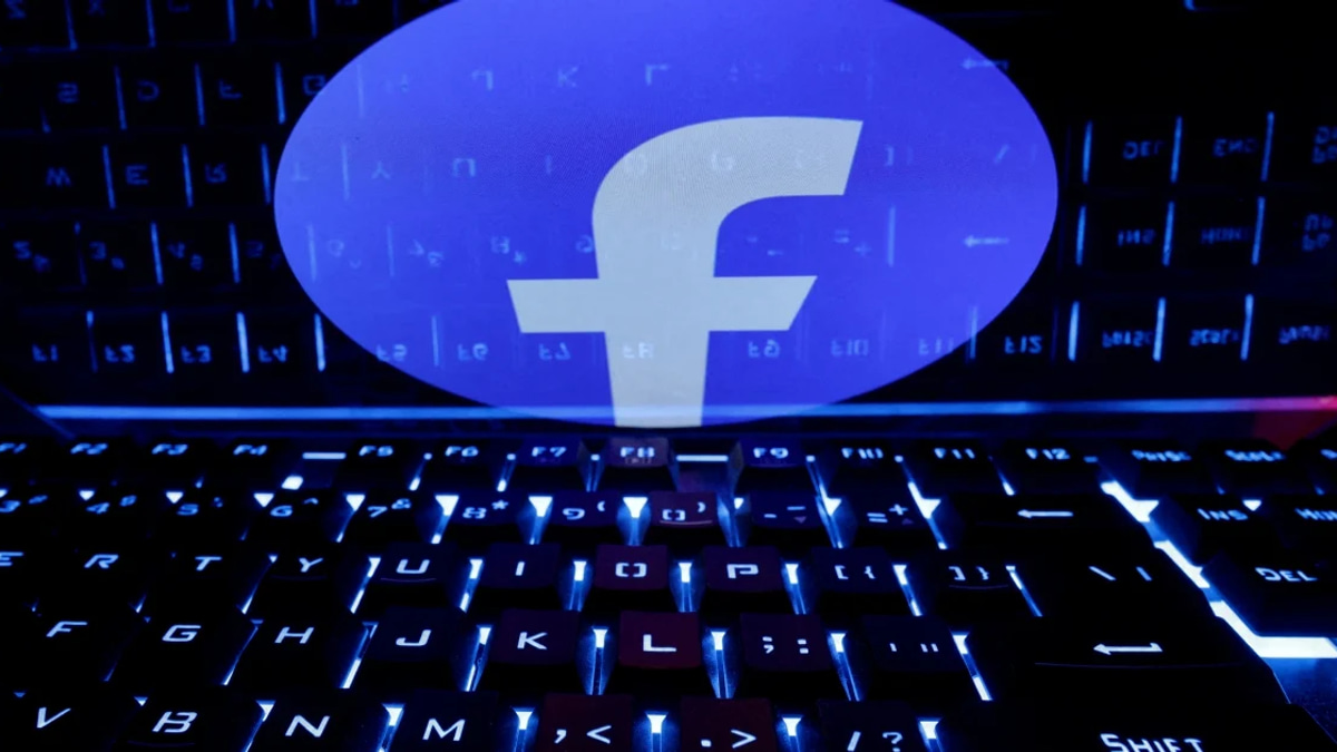 Thai Man Sentenced to 18 Months for Facebook Monarchy Comment