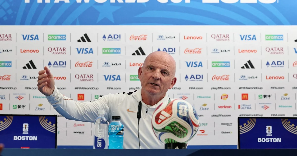 France chase top spot to sidestep logistical headaches, Stephan reveals
