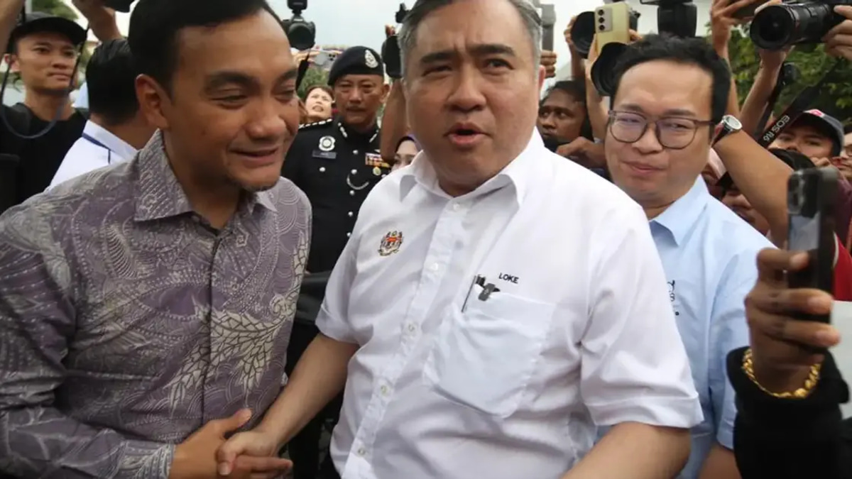 Loke and Onn Hafiz Navigate Cautious First Meeting Following Public Twitter Clash