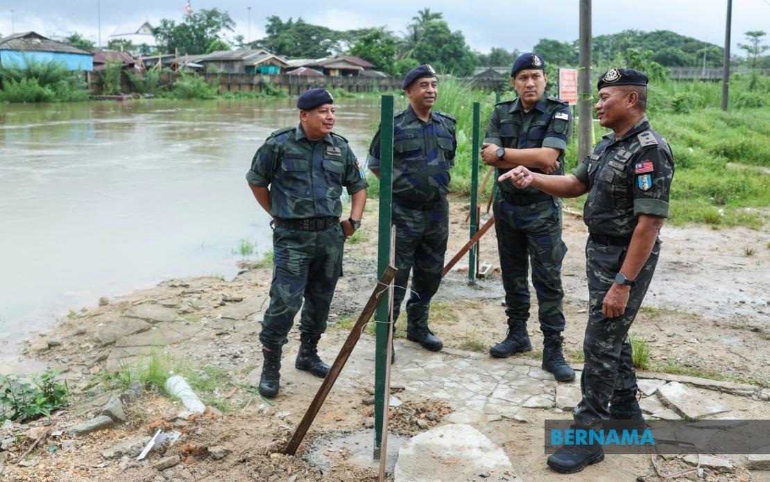 Smuggling Networks Shift Tactics, Moving Migrants in Small Groups to Evade Authorities