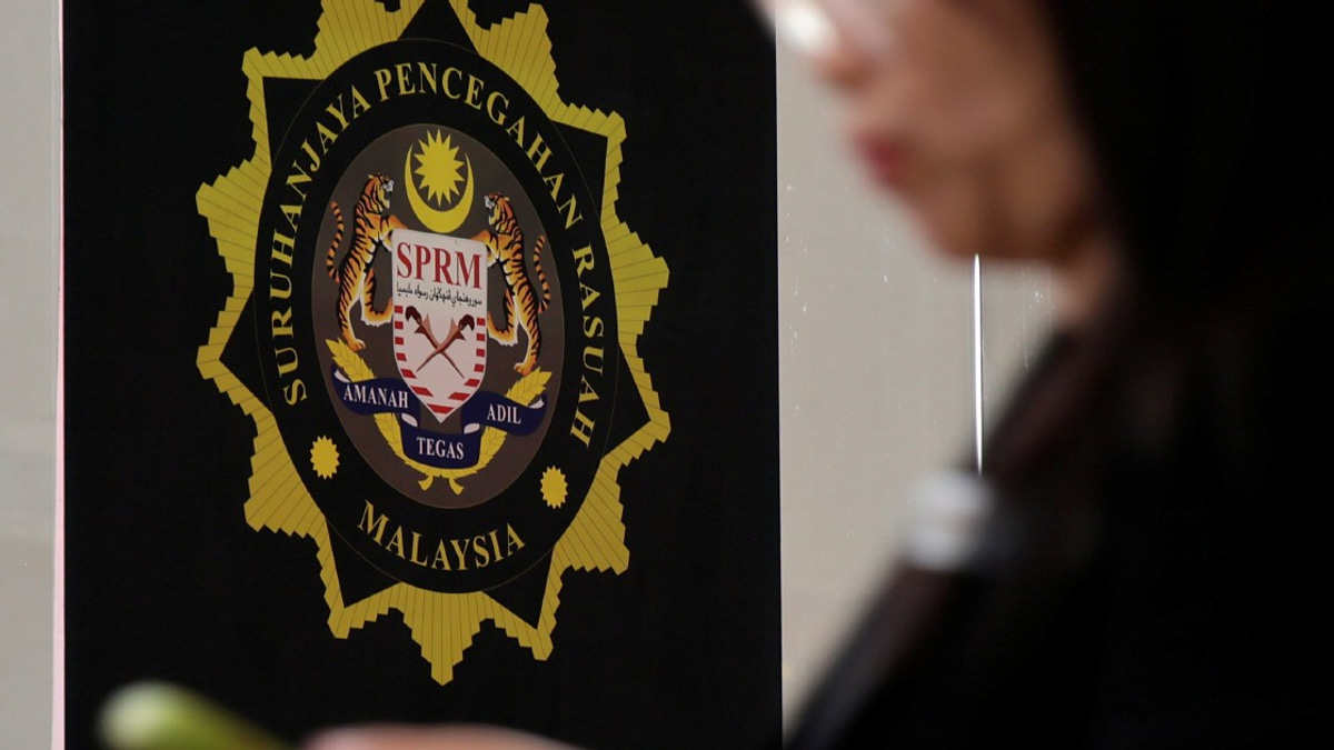 34 MPs Back Royal Commission Call Over MACC 'Corporate Mafia' Claims