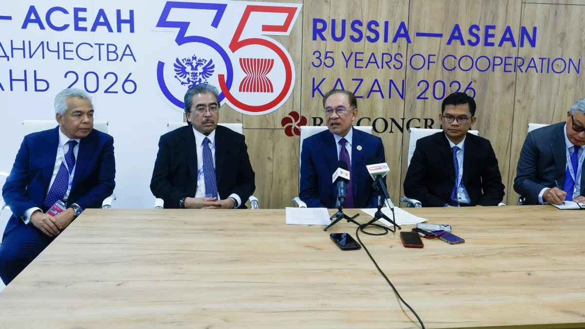 Malaysia to Fast-Track Visa-Free Entry for Russian Tourists, PM Announces