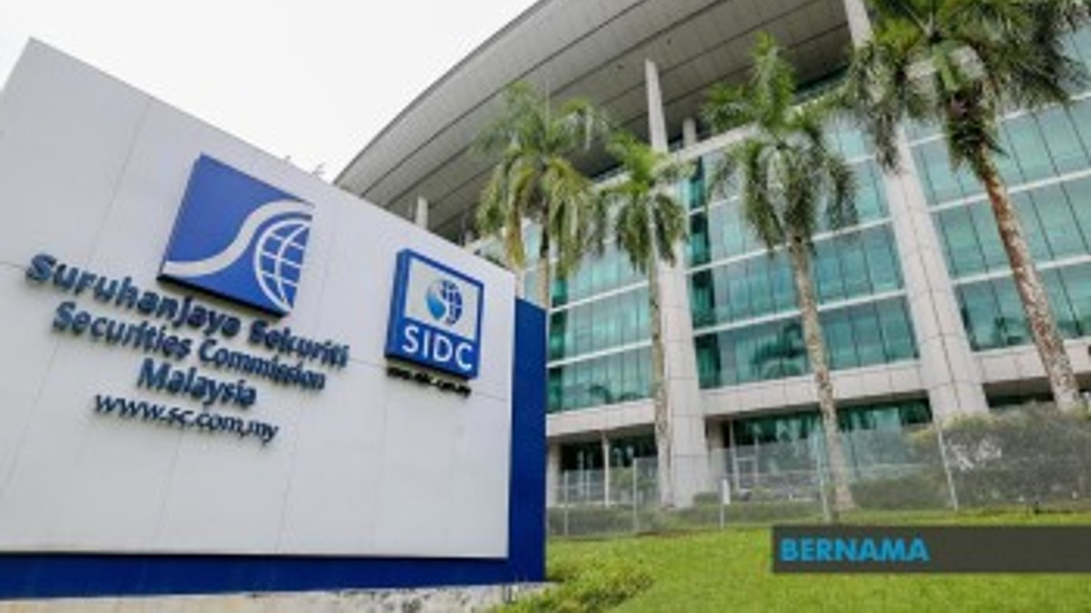 Malaysia Pursues Russian Investors in Expanding Islamic Finance Push