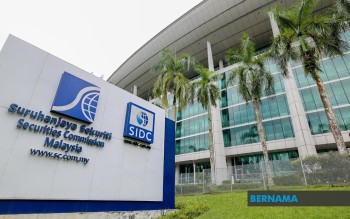 Malaysia Pursues Russian Investors in Expanding Islamic Finance Push