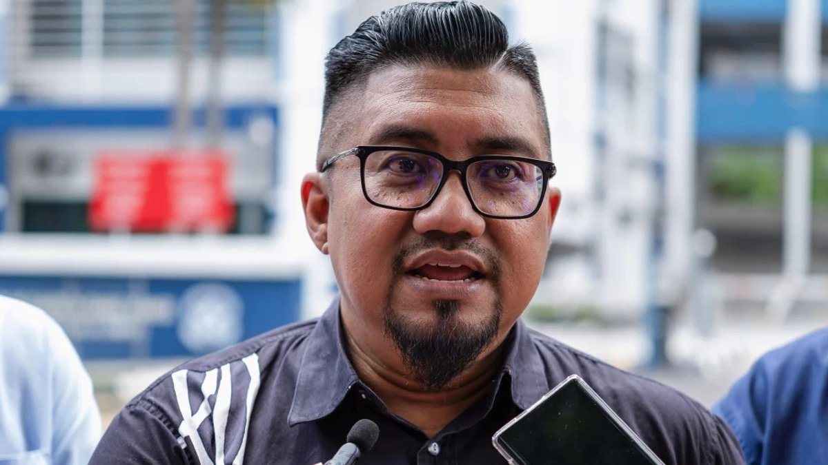 Activist Chegubard Denies Sedition Charges Over Posts Criticising Negri Sembilan Royalty