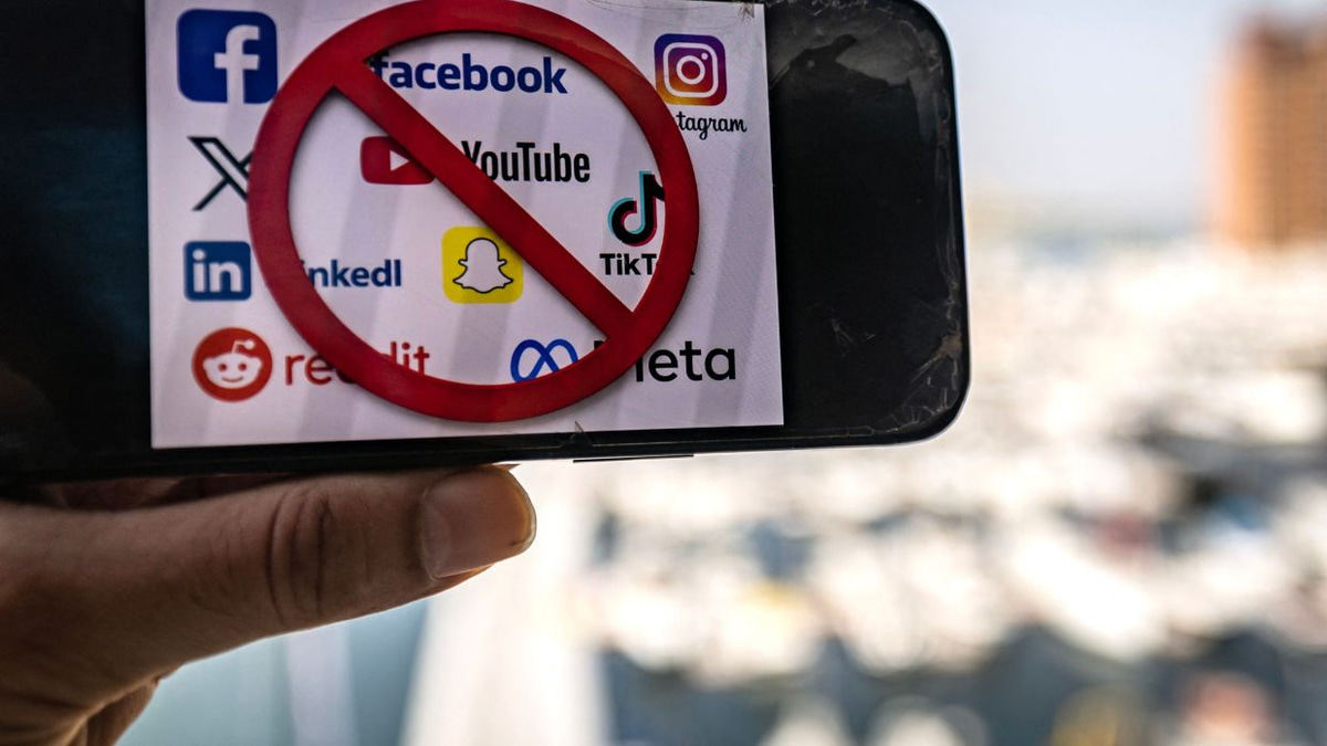 UAE Joins Global Push to Ban Social Media for Under-15s, First Arab Nation to Take Action