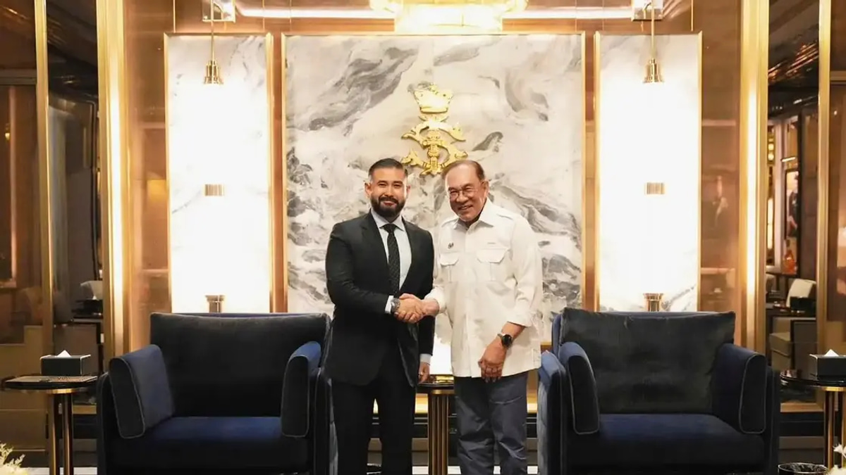 Anwar and Johor Regent TMJ Commit to Strengthening State-Federal Relations