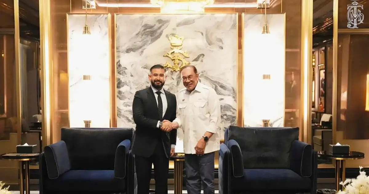 Anwar and Johor Regent TMJ Commit to Strengthening State-Federal Relations