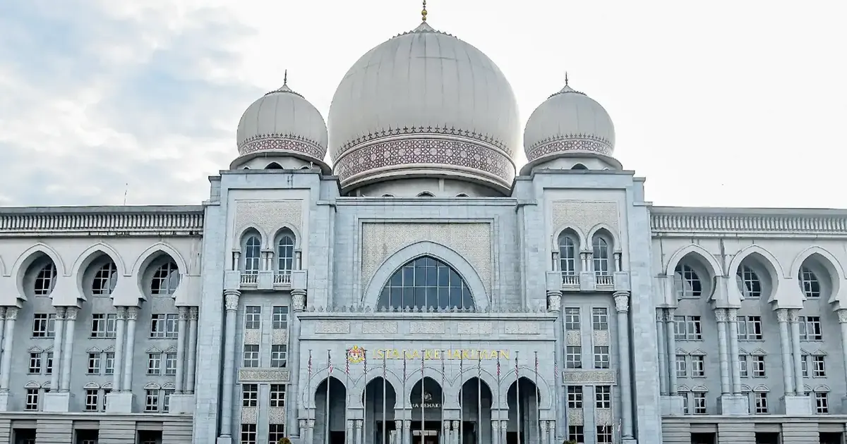 Federal Court Upholds RM2 Million Award for Two Directors Deemed 'Workmen'