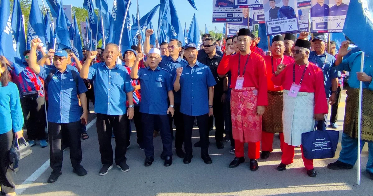 Muhyiddin joins Sahruddin's campaign push in Bukit Kepong nomination