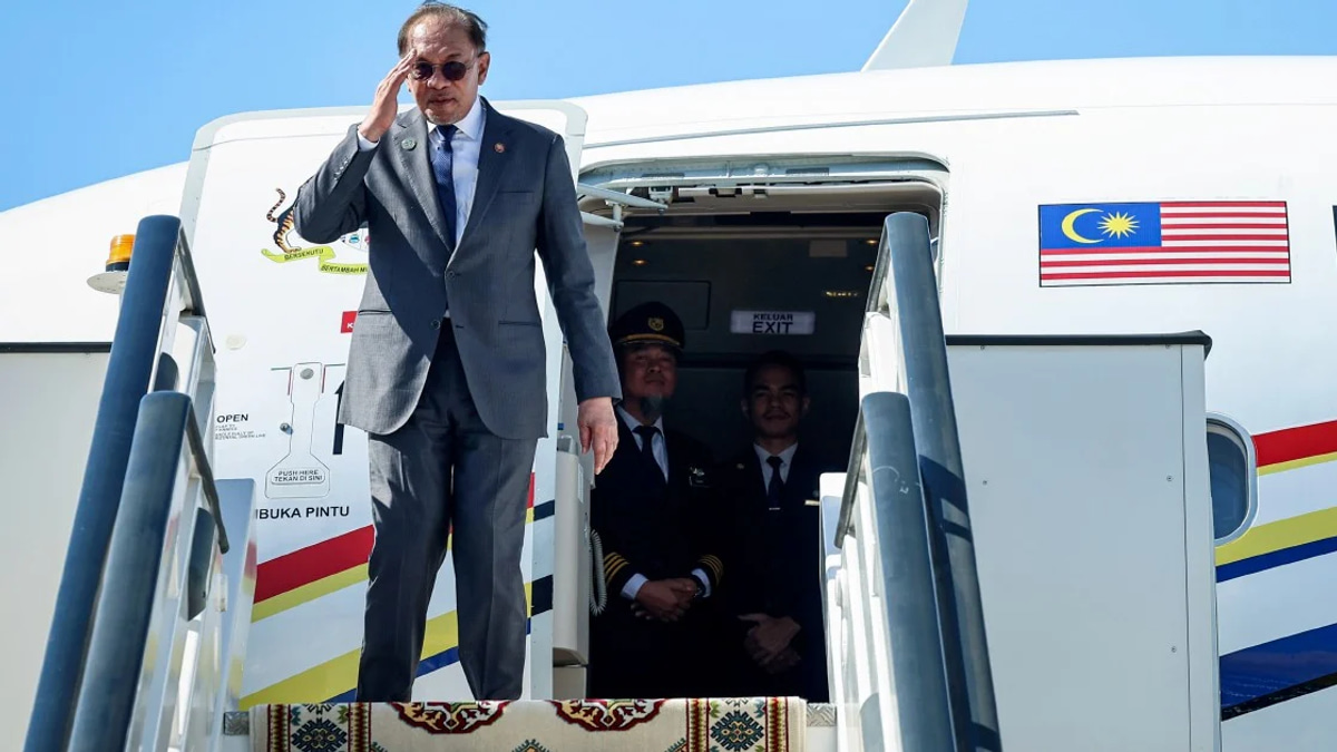 Anwar Returns to Penang Following Turkmenistan Trip, Marks Hawana 2026 Finale