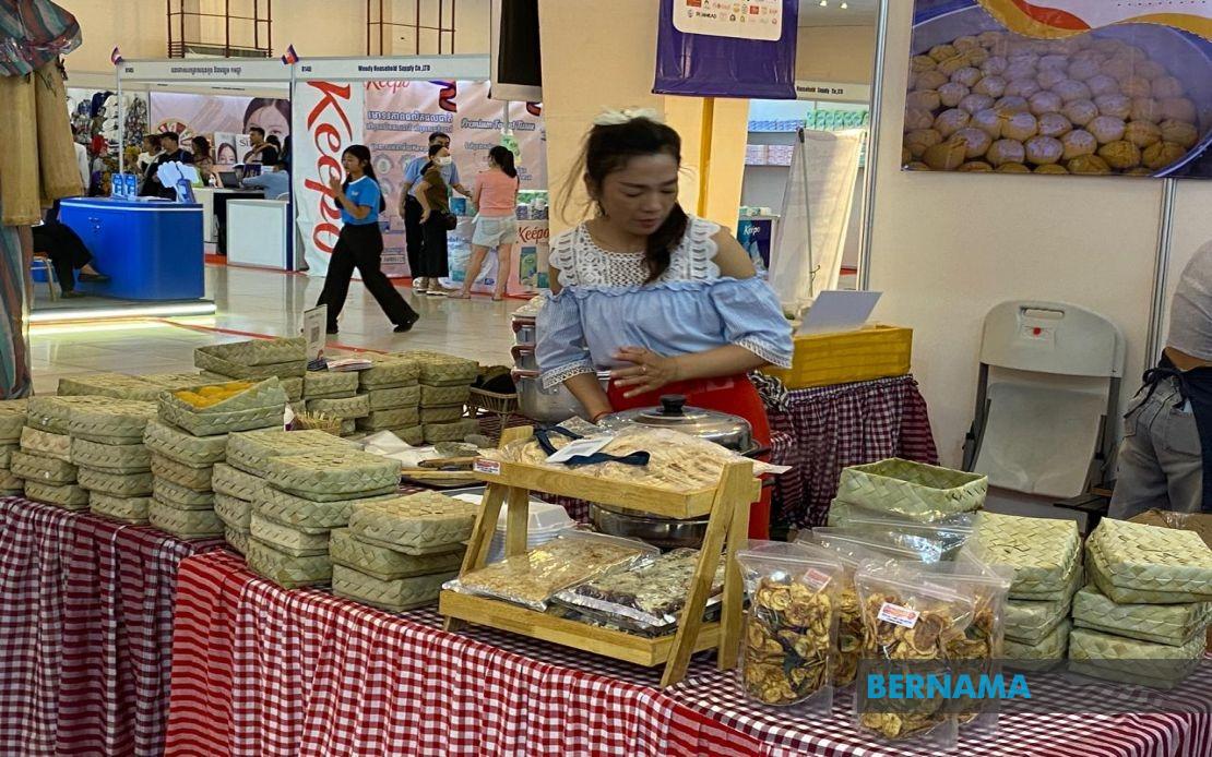 Cambodia Prioritises Girls' Education as Women Drive Economic Growth