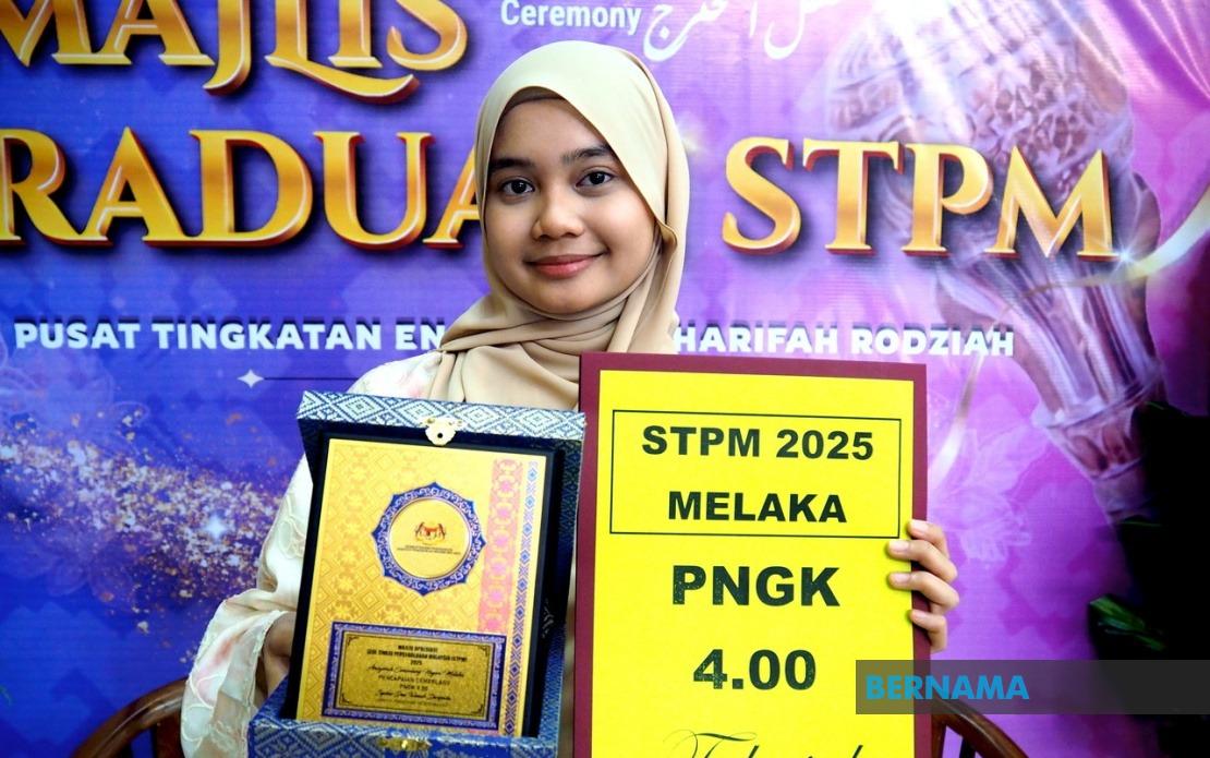 Father's Final Words Drive Nurfariesya To Perfect STPM Score