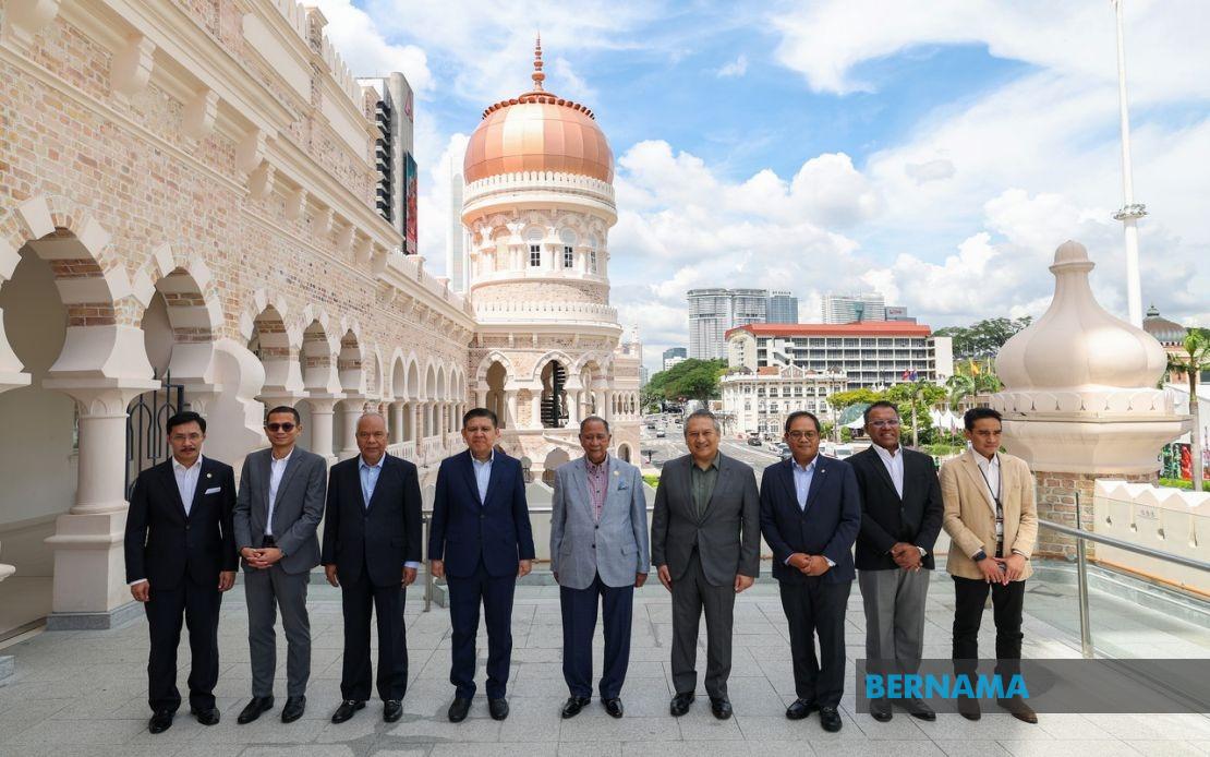 Kedah Sultan Inspects Restored Sultan Abdul Samad Building in Heritage Preservation Milestone