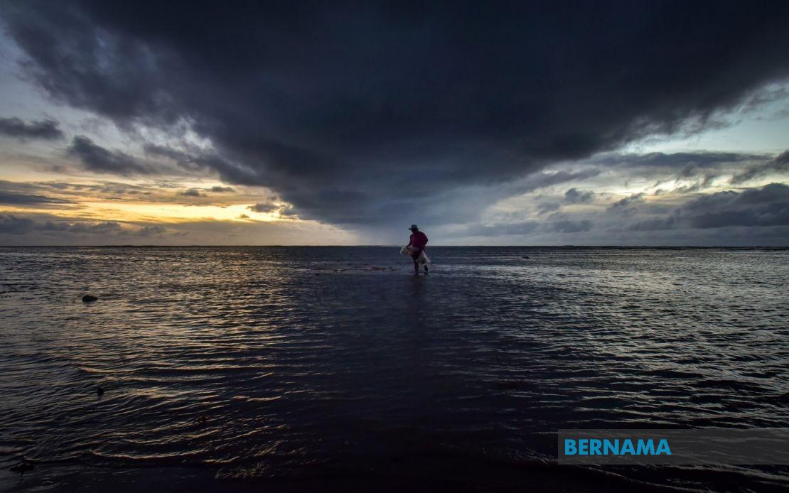 Thunderstorms and Heavy Rain to Drench Multiple States Until Evening