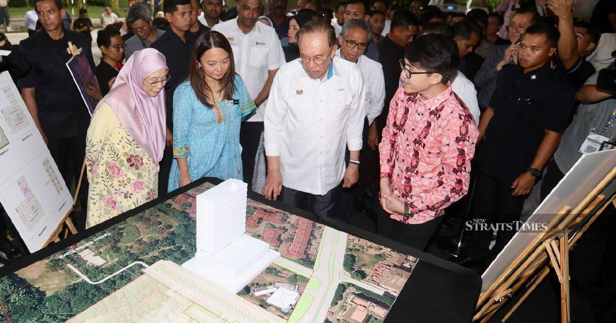 PM Anwar Defends Commitment to Urban Poor, Points to Bukit Kiara Development as Evidence