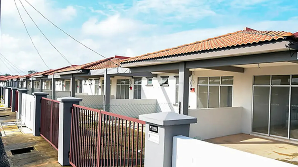 Government to Develop Low-Rent Housing Scheme for Civil Servants, Anwar Announces