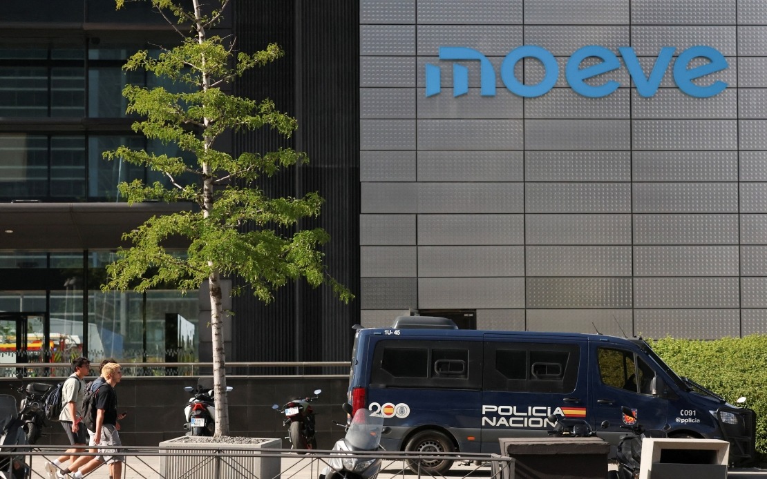 Fire Breaks Out at Torre Moeve, Spain's Second-Tallest Skyscraper in Madrid