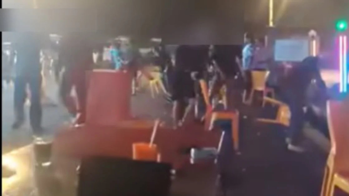 Four arrested after violent brawl erupts in Kulai restaurant