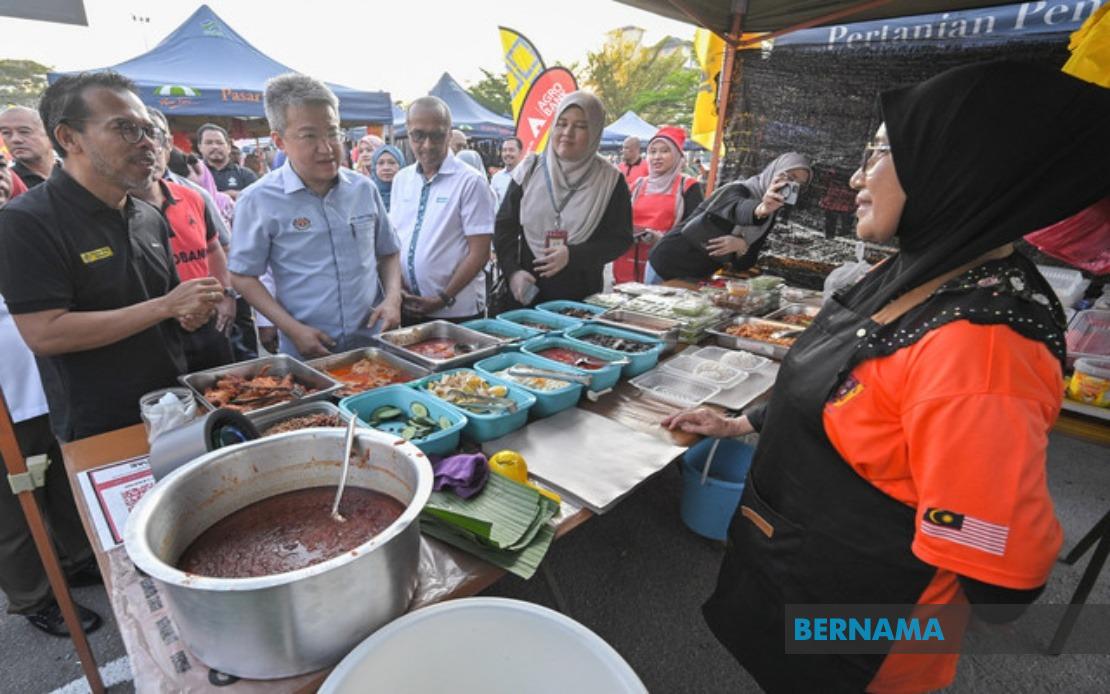 Government Deploys RM9.8 Billion Microfinance Initiative to Reach Hawkers and Small Traders