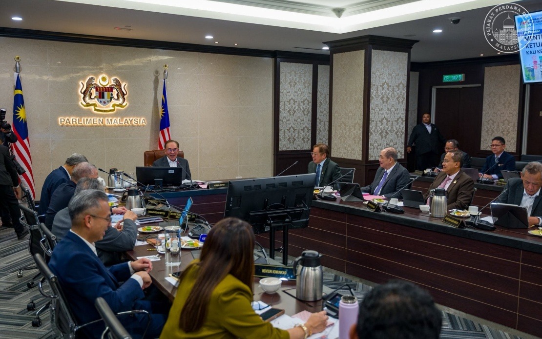 States and Federal Government Unite on Economic Recovery as Global Headwinds Intensify