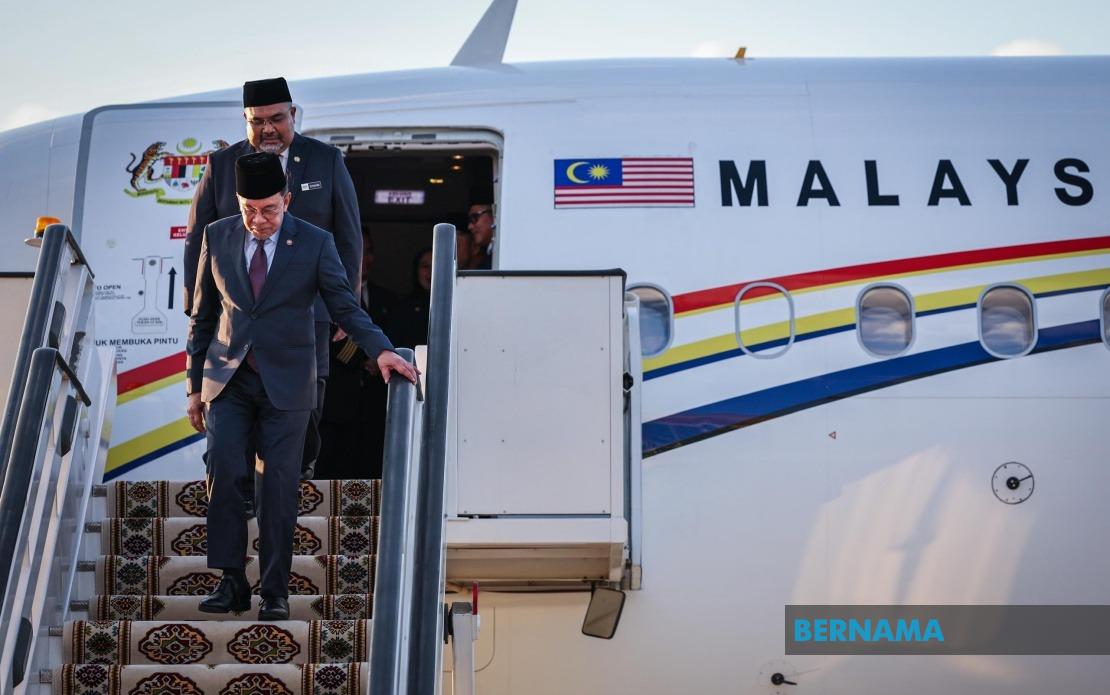PM Anwar Begins Turkmenistan Visit Focusing on Economic Ties and Regional Engagement