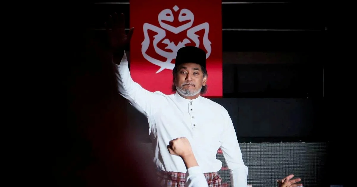 Khairy Jamaluddin Defers Negri Sembilan Candidacy to Umno Leadership