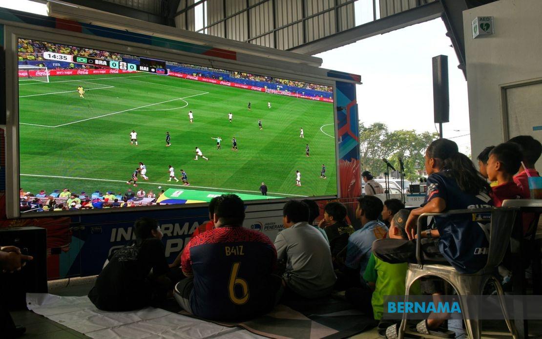 Free World Cup Broadcasts Ease Costs for Malaysian Businesses and Public