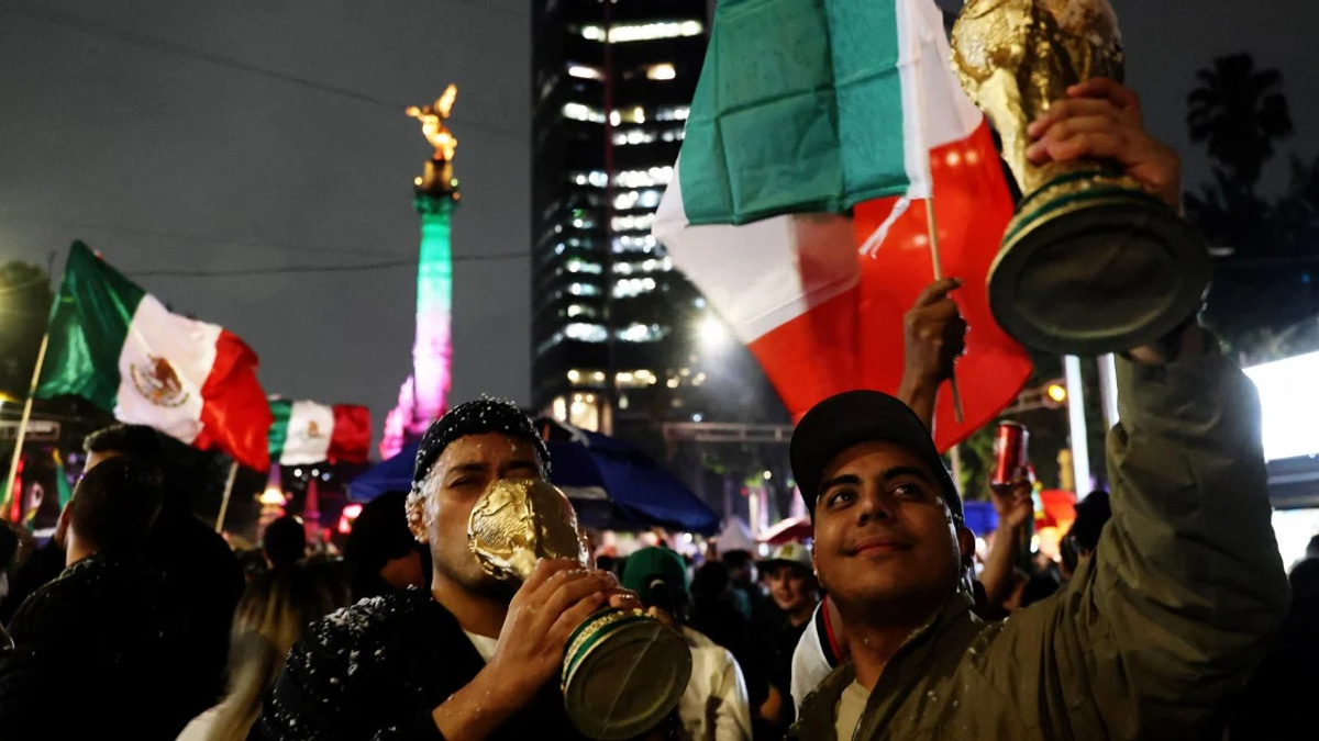 Car Ploughs Into Mexico Football Fans in Cabo San Lucas, Injuring 17