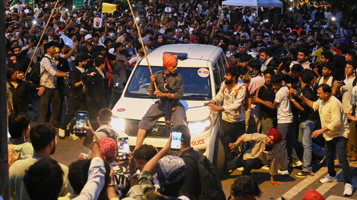 Modi Faces Rare Protest Challenge as Student Anger Over Exam Fraud Spreads Across India