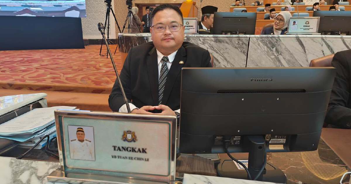 Tangkak race takes shape as BN's How Chin Teck challenges PH's Ee Chin Li