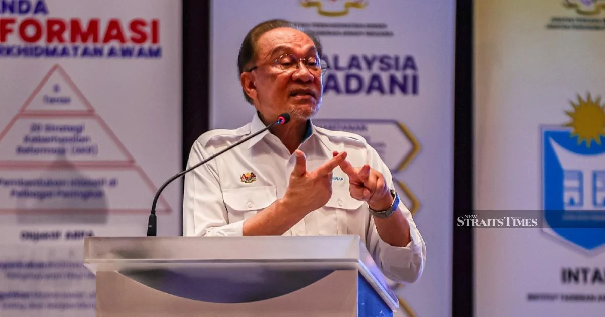 Anwar Defends Mat Sabu's PH Campaign Speech, Urges Political Restraint