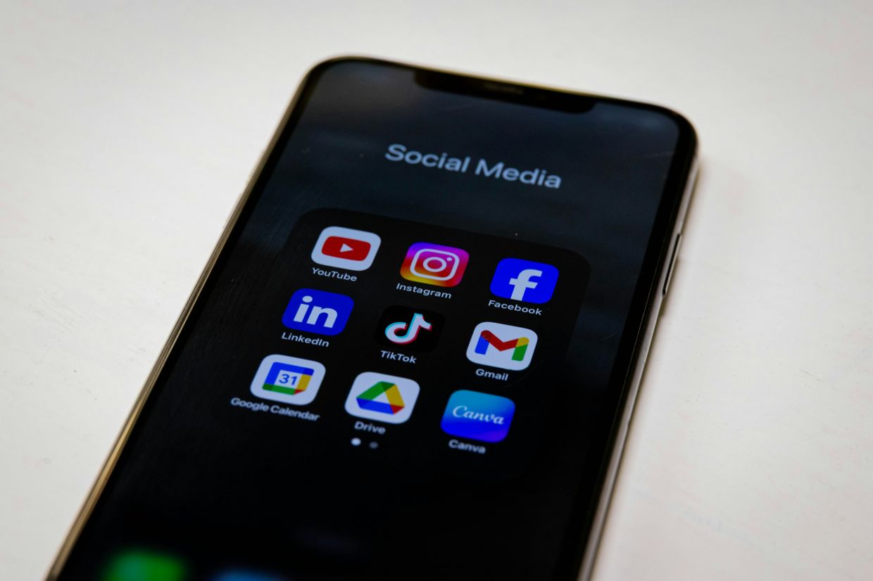 Meta faces landmark trial over addictive app design targeting children