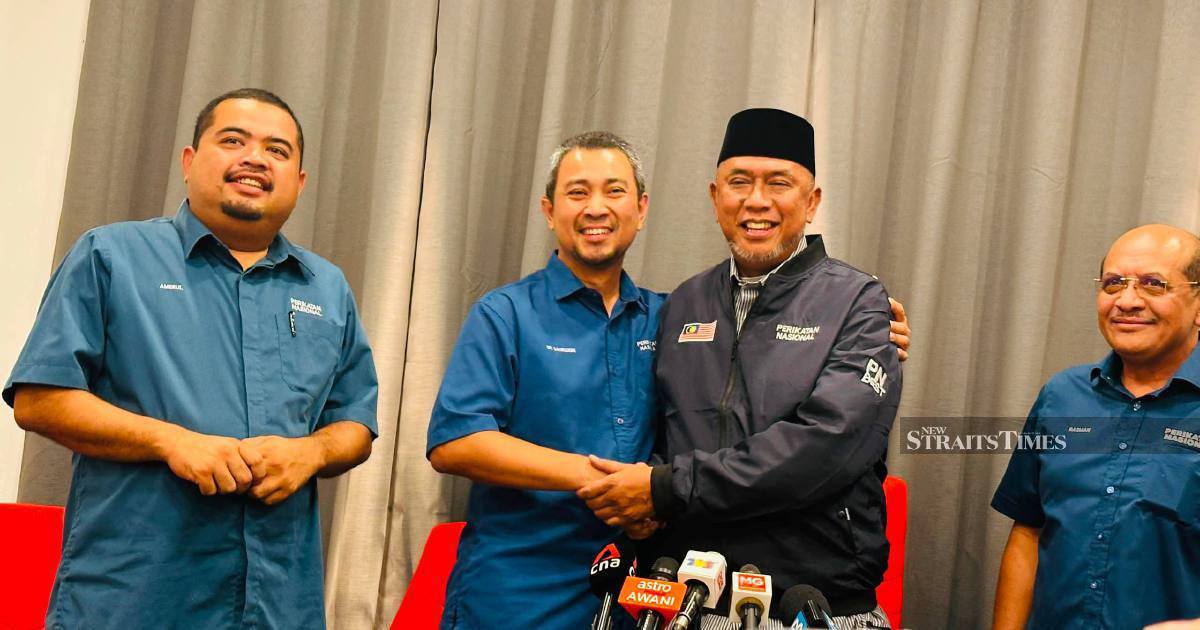 Layang-Layang Ex-Assemblyman Leaves Umno for Bersatu in Fresh Johor Political Shift
